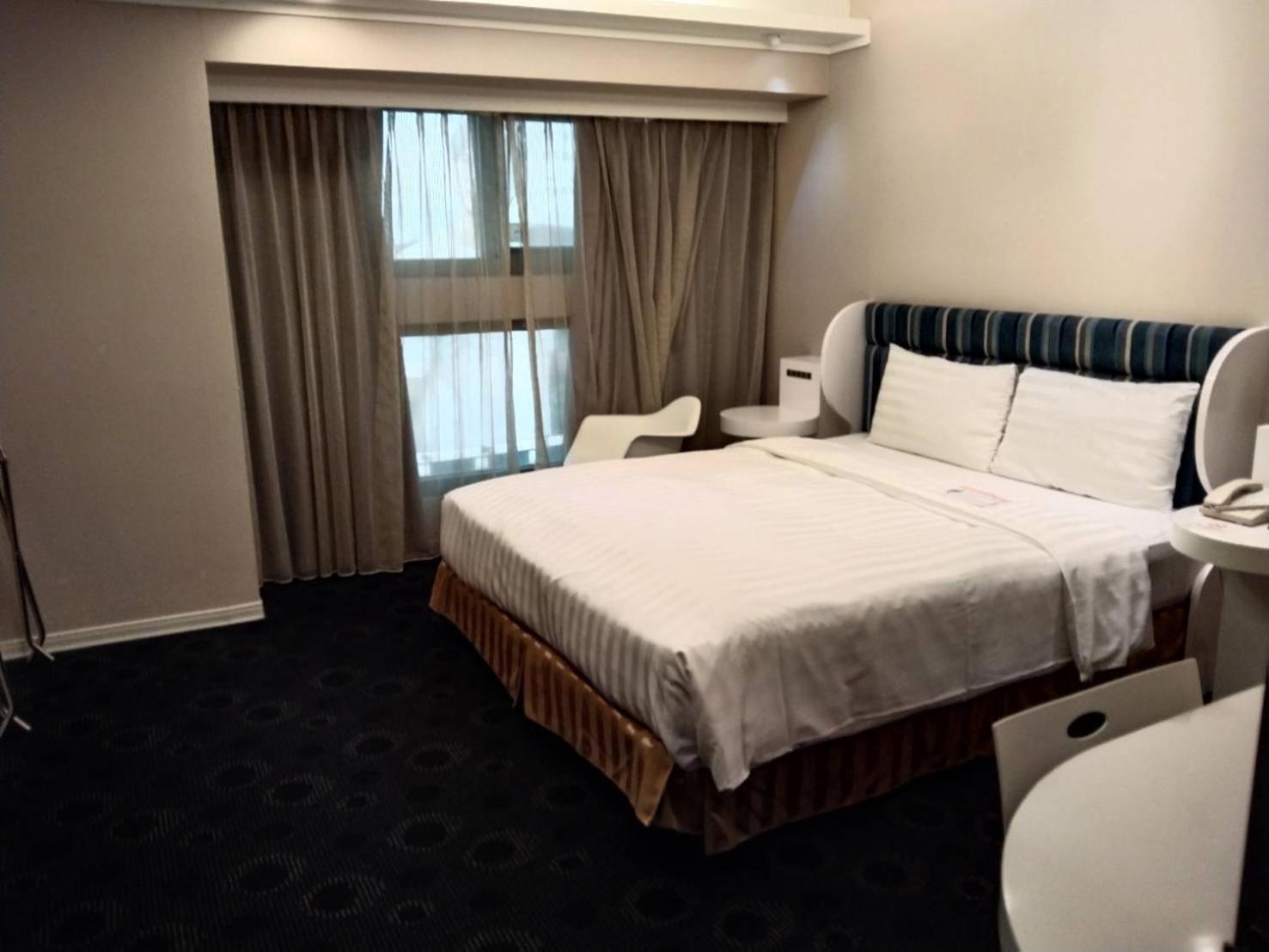 Ximen Airline Hotel Tajpej Buitenkant foto