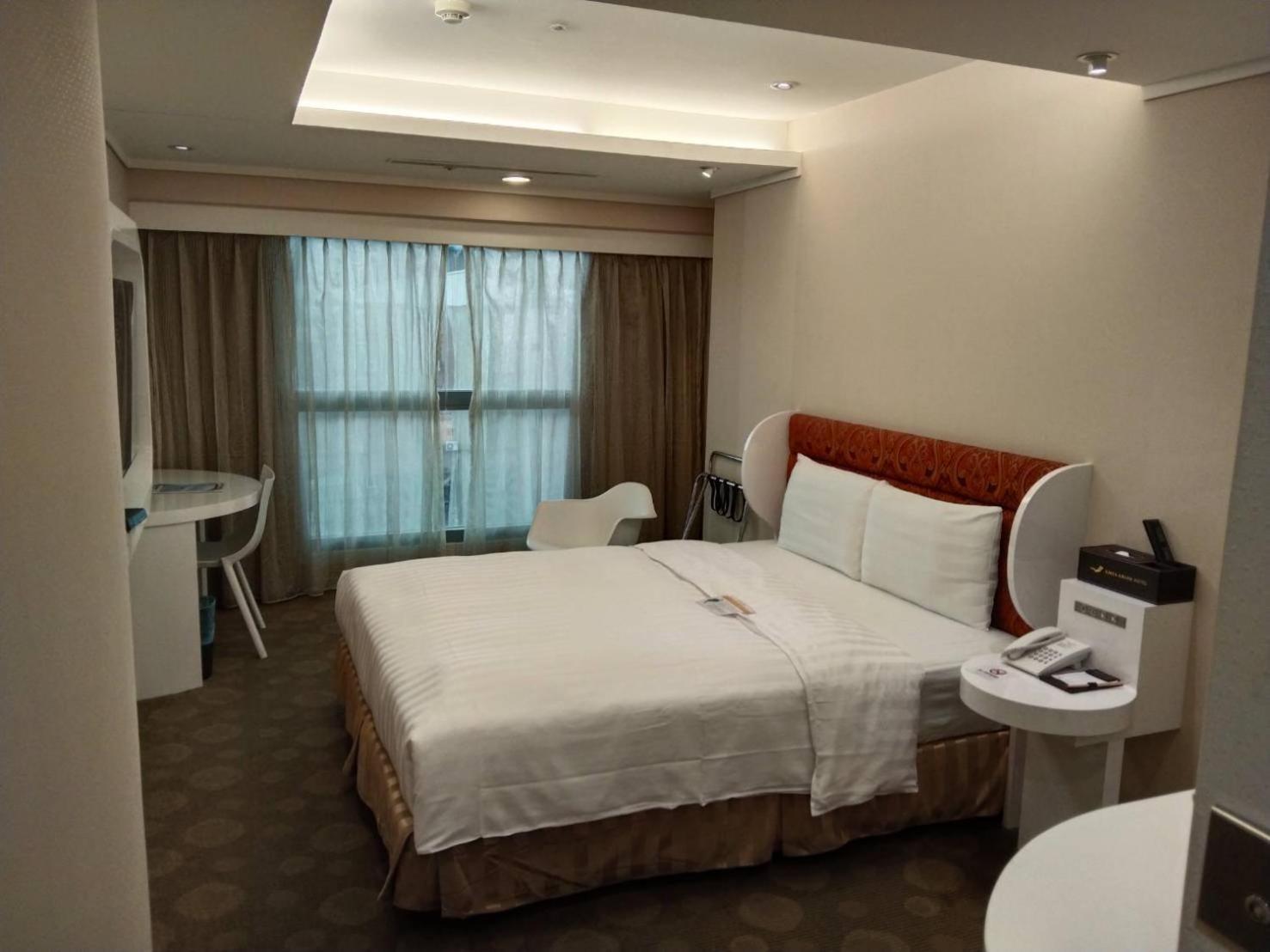 Ximen Airline Hotel Tajpej Buitenkant foto