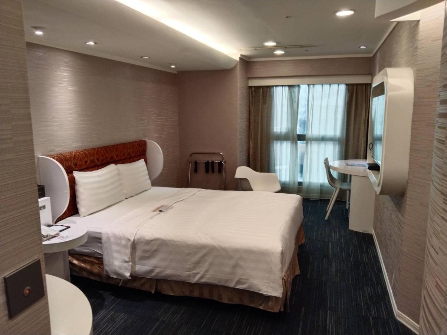 Ximen Airline Hotel Tajpej Buitenkant foto
