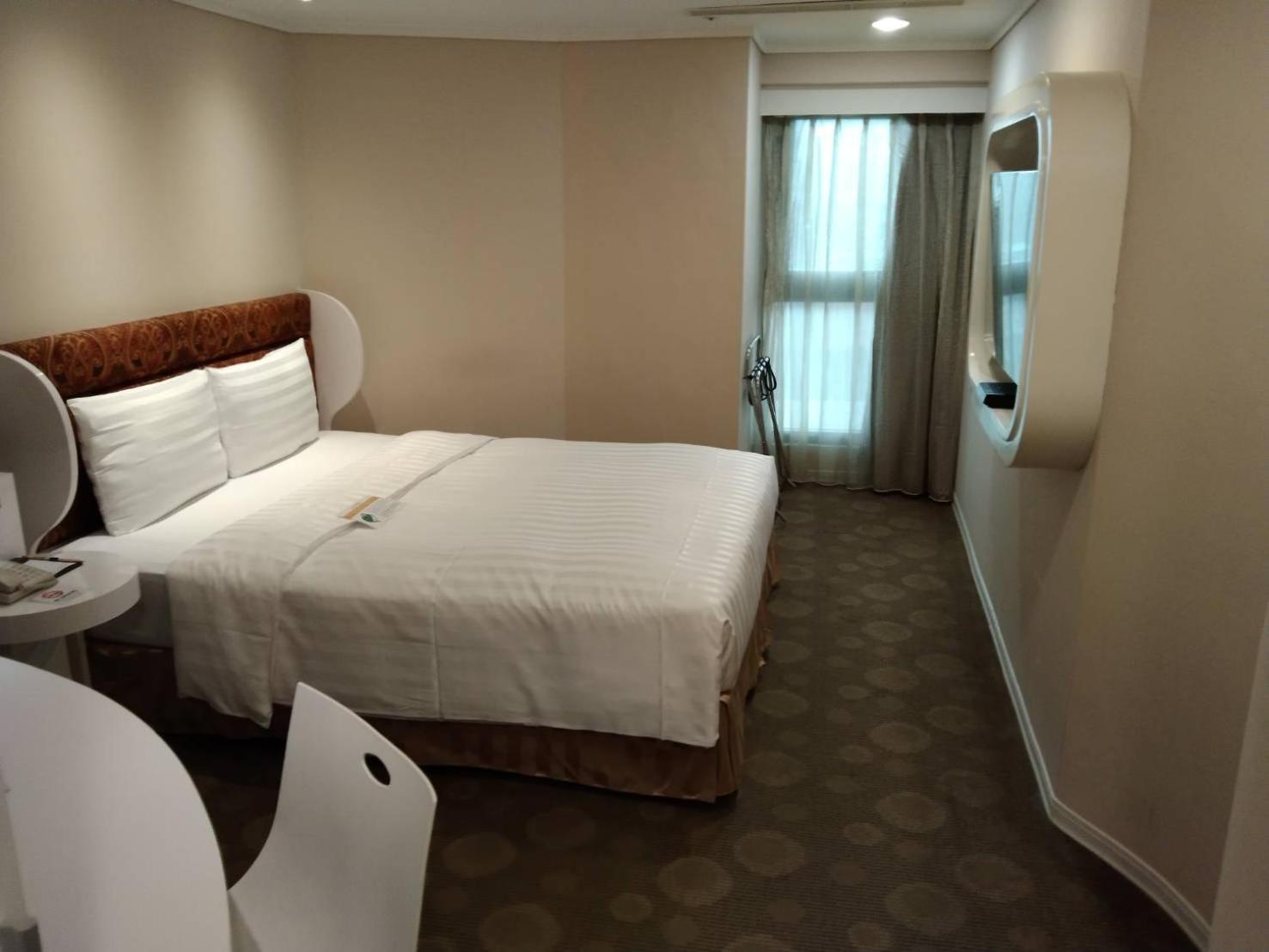 Ximen Airline Hotel Tajpej Buitenkant foto