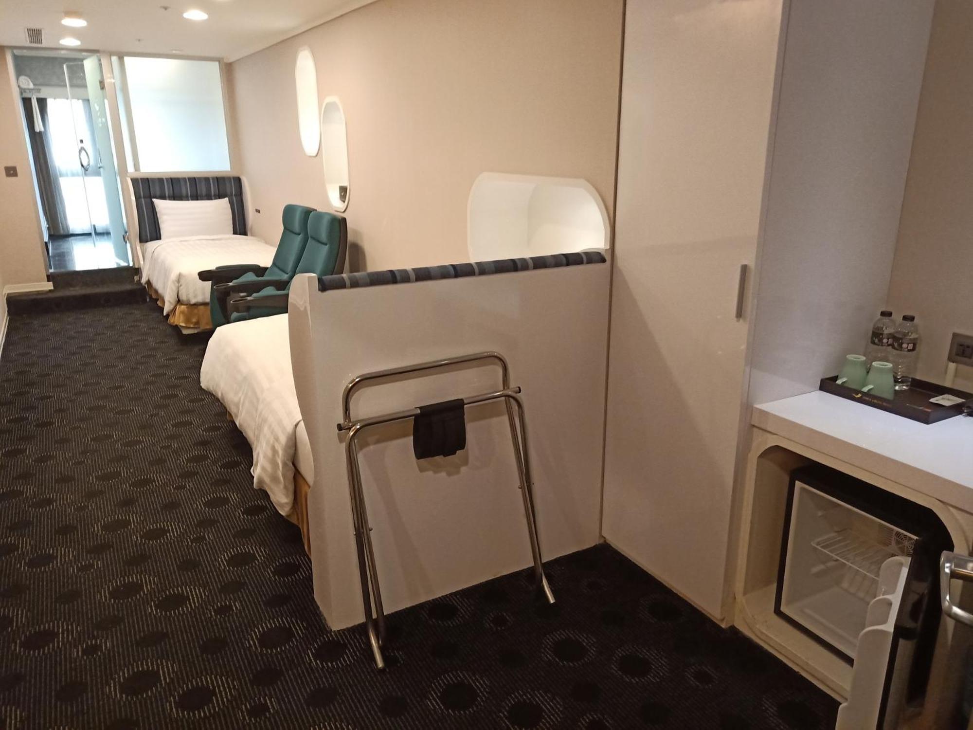 Ximen Airline Hotel Tajpej Buitenkant foto