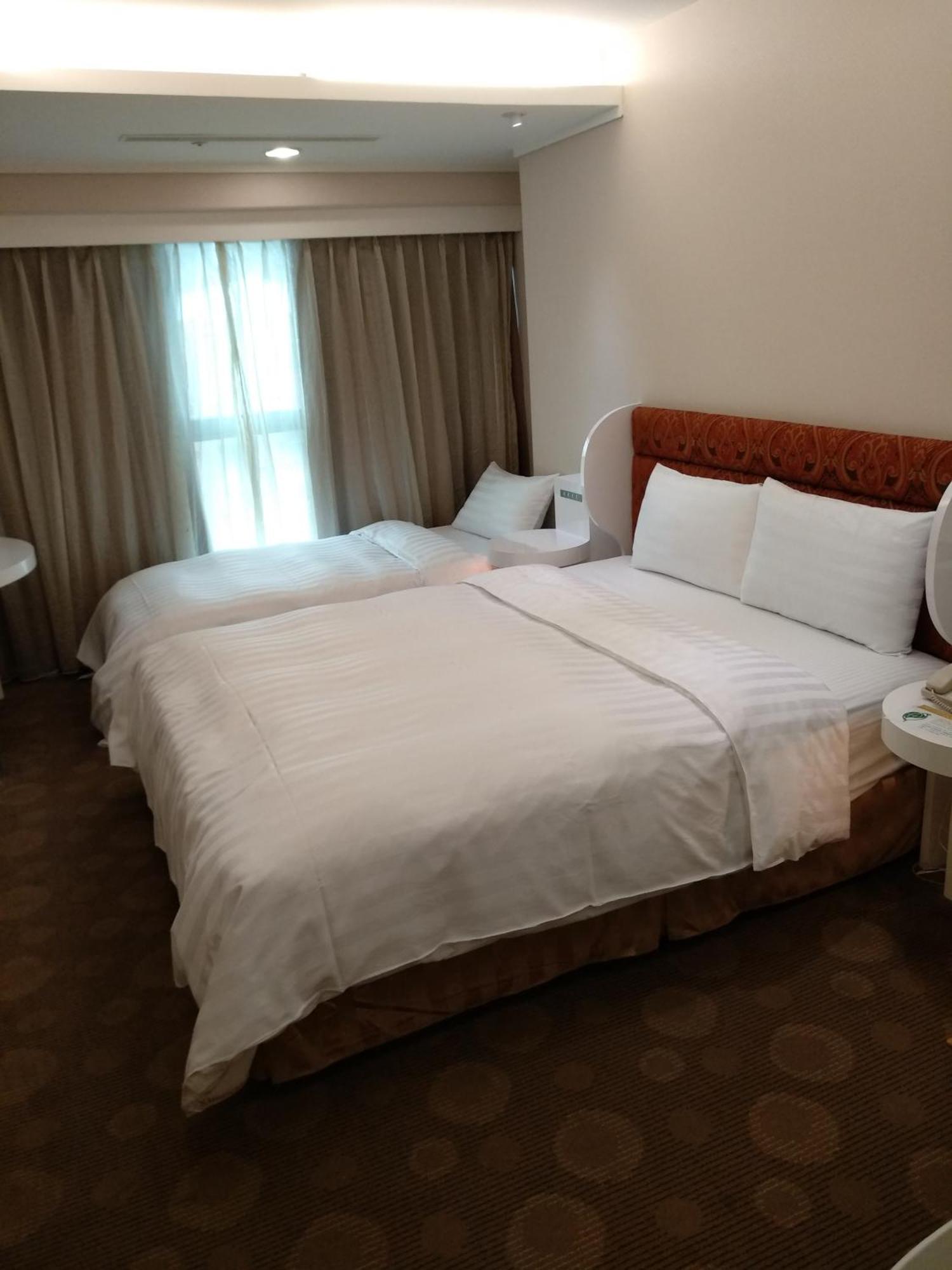 Ximen Airline Hotel Tajpej Buitenkant foto
