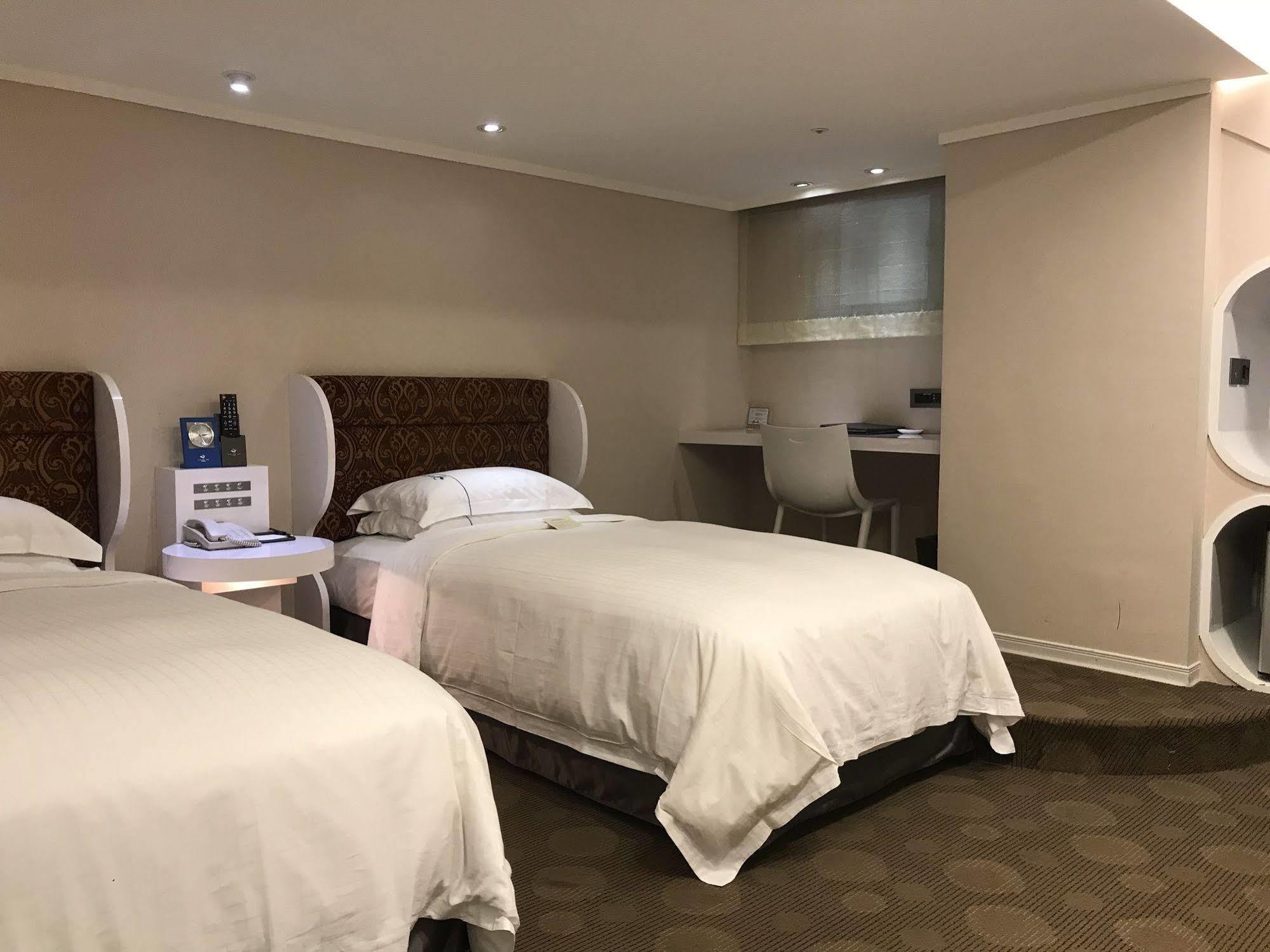 Ximen Airline Hotel Tajpej Buitenkant foto