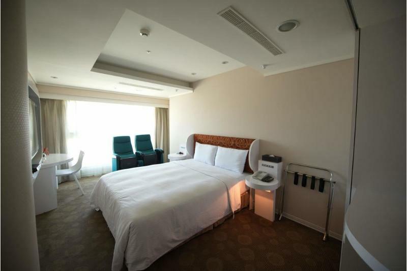 Ximen Airline Hotel Tajpej Buitenkant foto