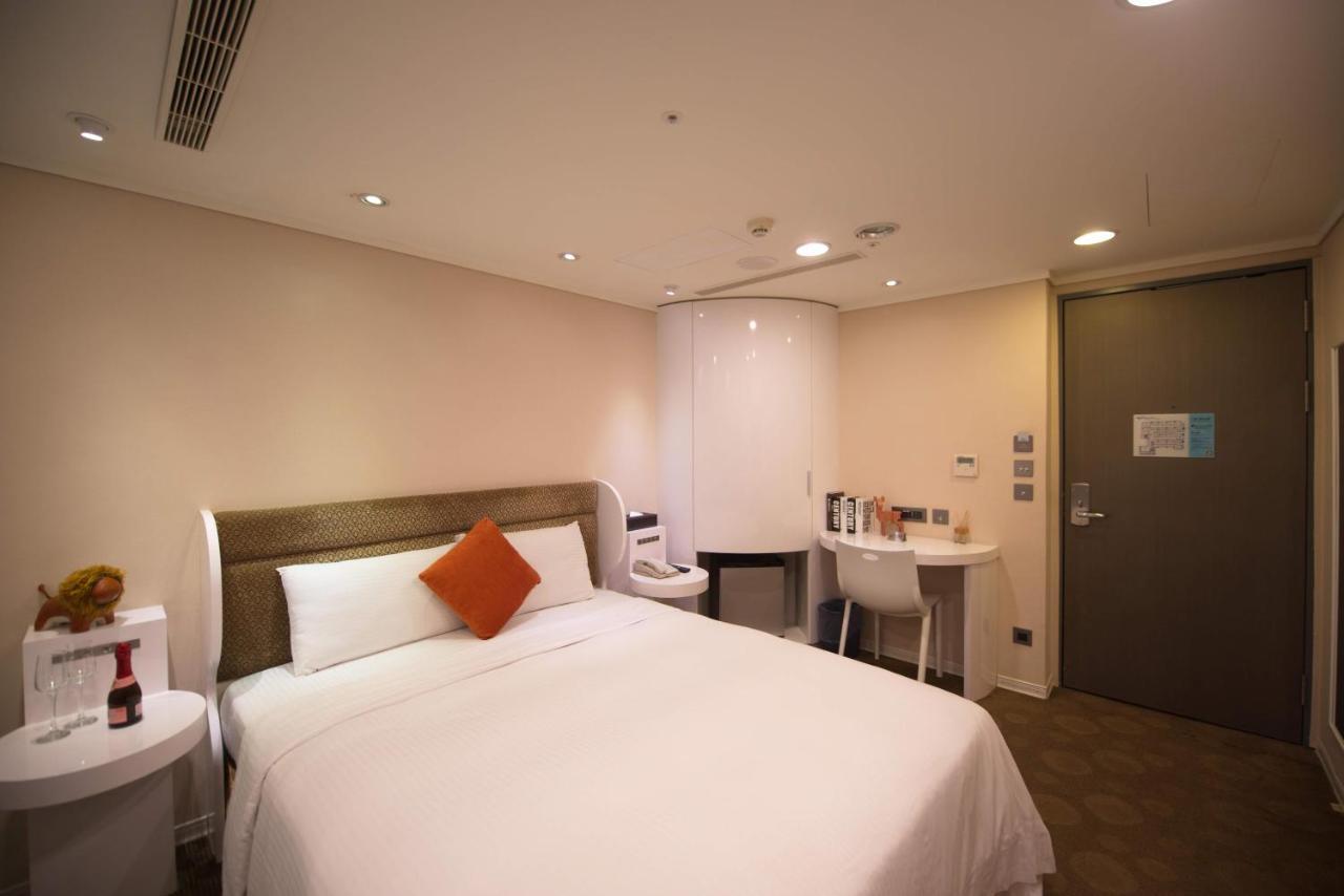 Ximen Airline Hotel Tajpej Buitenkant foto